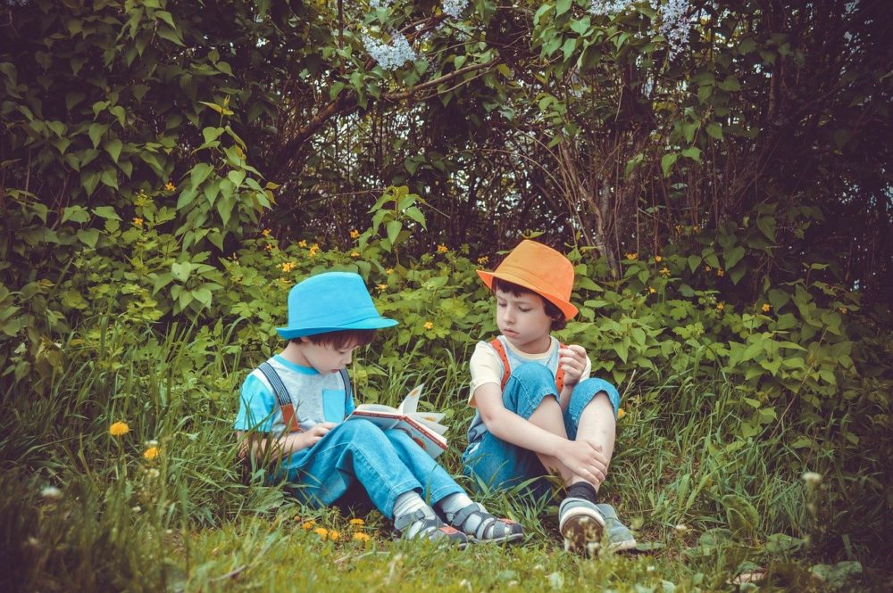 Met kinderen de natuur ontdekken in eigen tuin