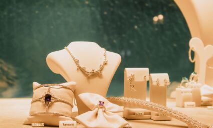 Sieraden combineren zo creëer je een mooie look